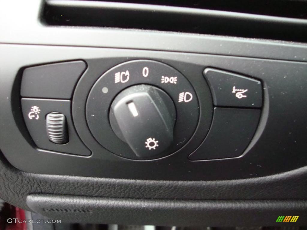 2006 BMW M6 Coupe Controls Photo #39341524