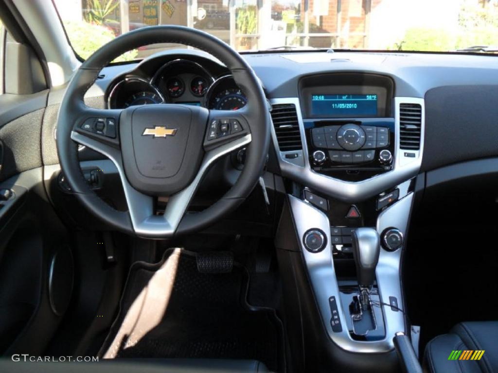 2011 Chevrolet Cruze LTZ Jet Black Leather Dashboard Photo #39342036