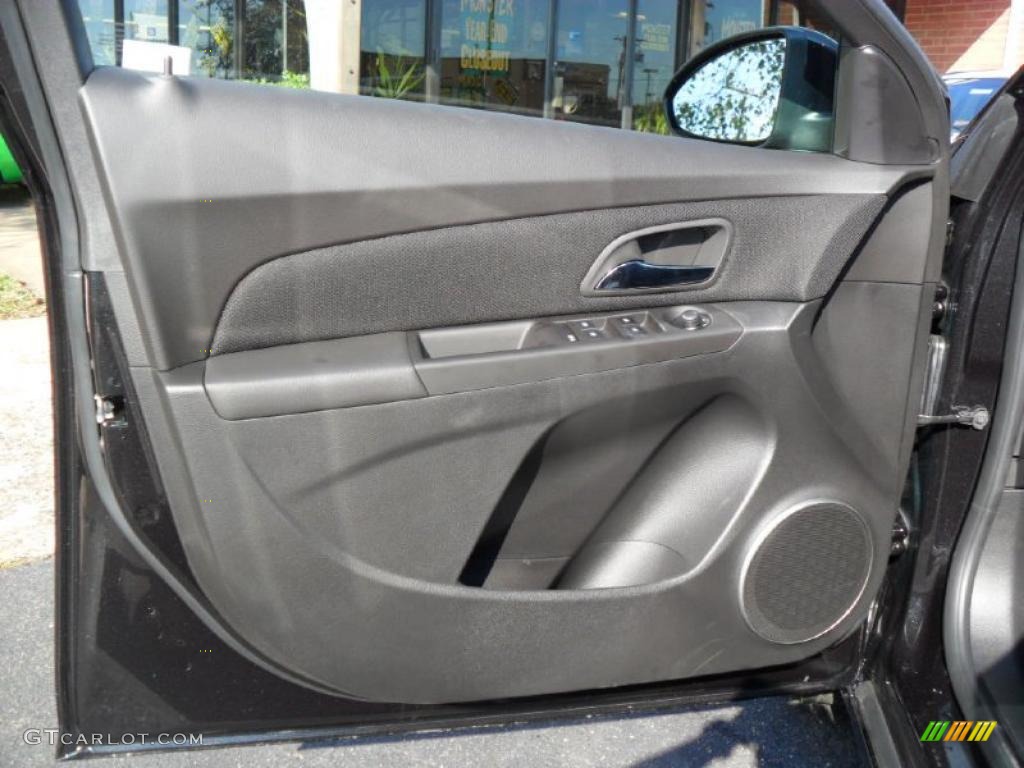 2011 Chevrolet Cruze LT Jet Black Door Panel Photo #39342356