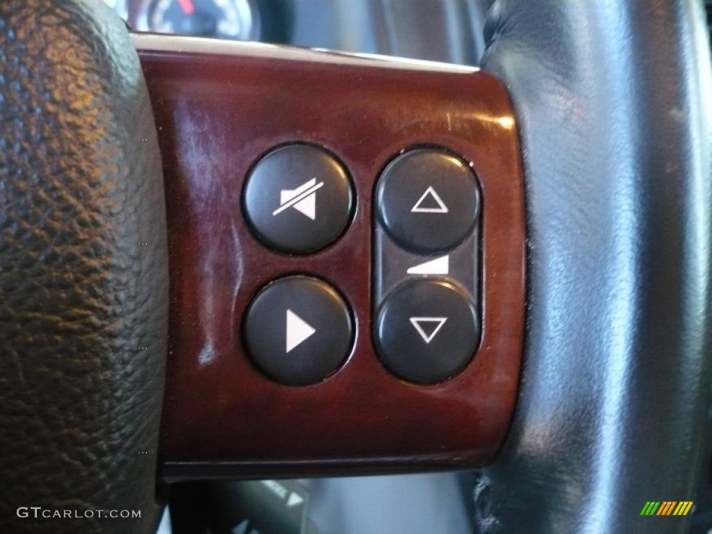 2005 Buick Terraza CXL Controls Photo #39343040