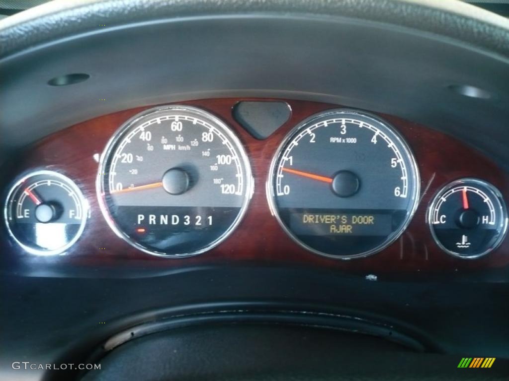 2005 Buick Terraza CXL Gauges Photo #39343152
