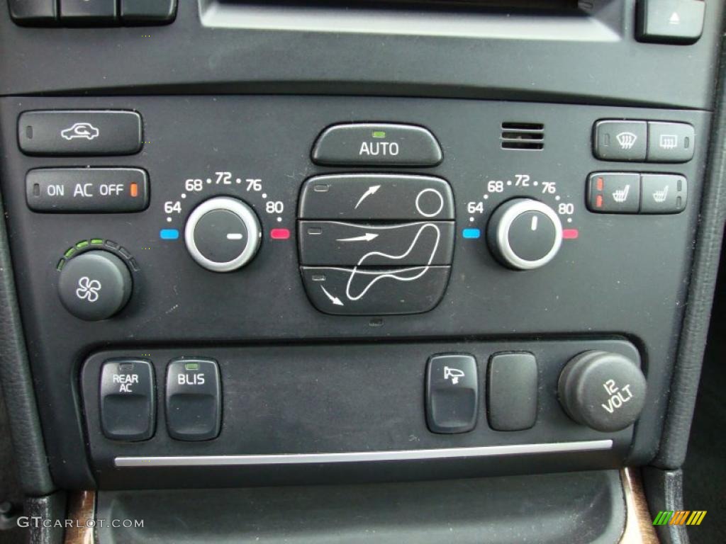 2008 Volvo XC90 3.2 AWD Controls Photo #39343192