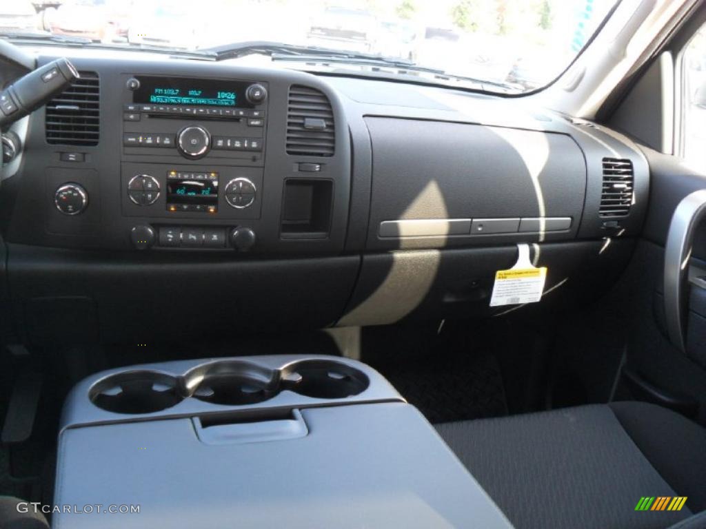 2011 Chevrolet Silverado 1500 LT Crew Cab 4x4 Ebony Dashboard Photo #39343324