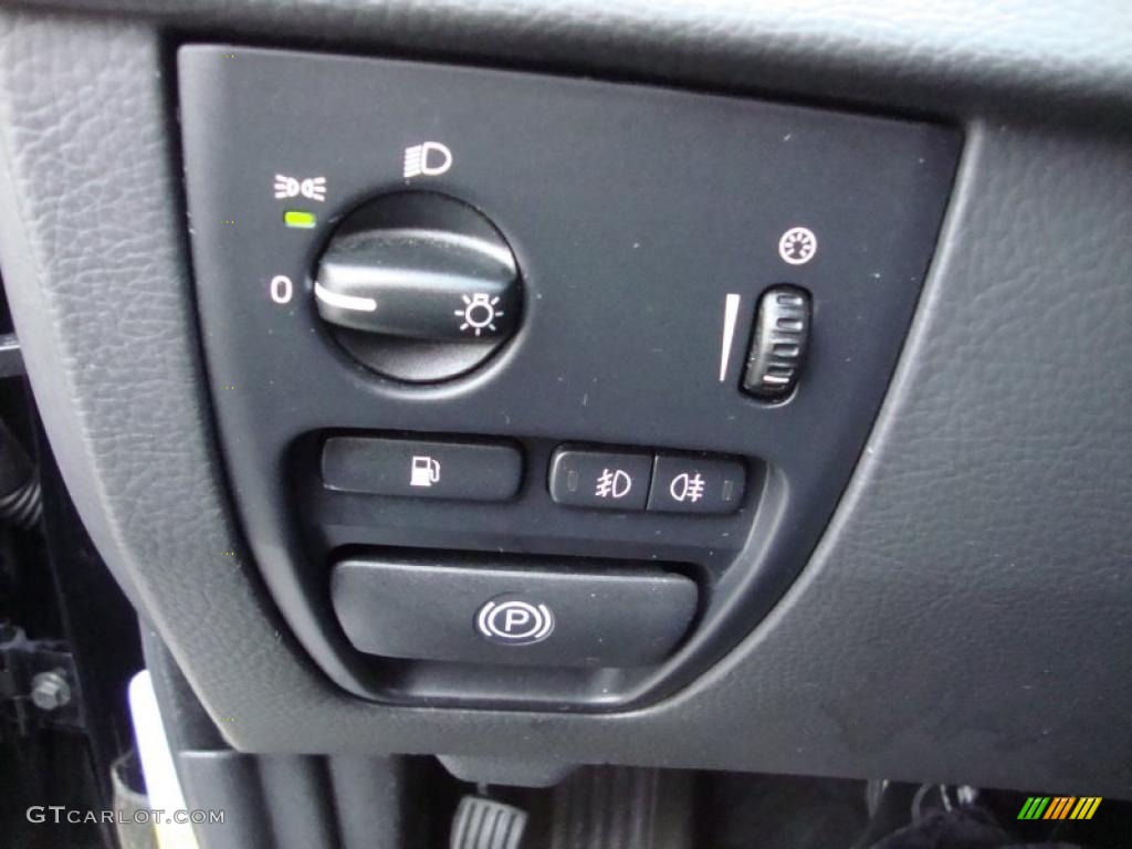 2008 Volvo XC90 3.2 AWD Controls Photo #39343340