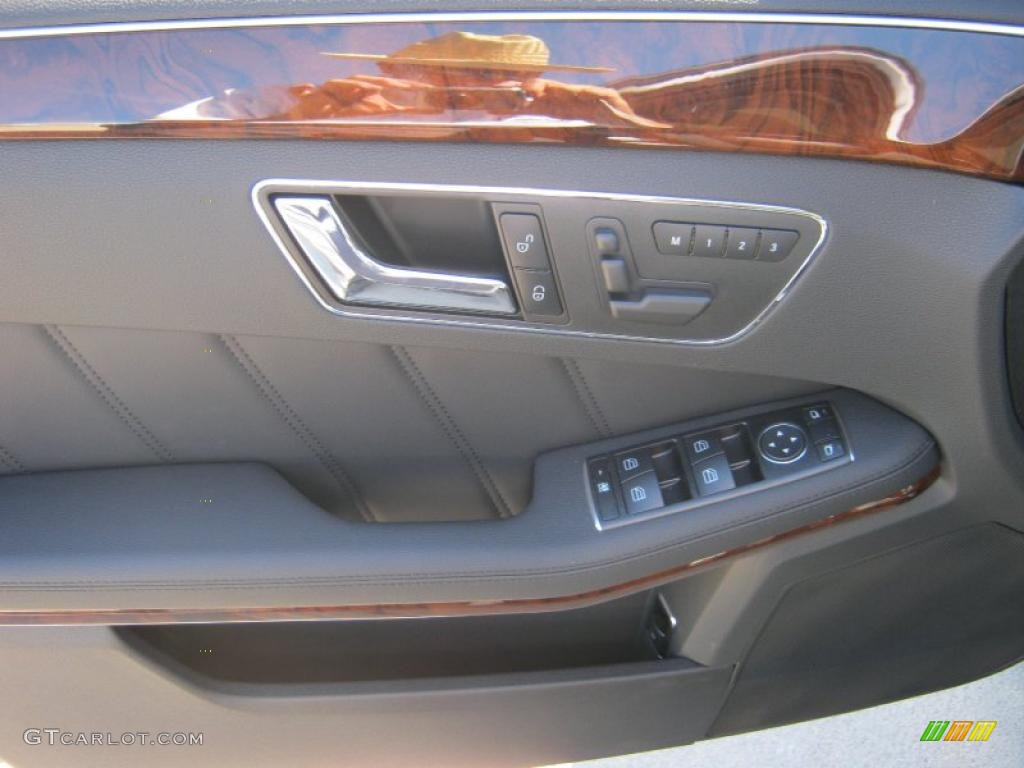 2011 Mercedes-Benz E 350 4Matic Wagon Black Door Panel Photo #39343428