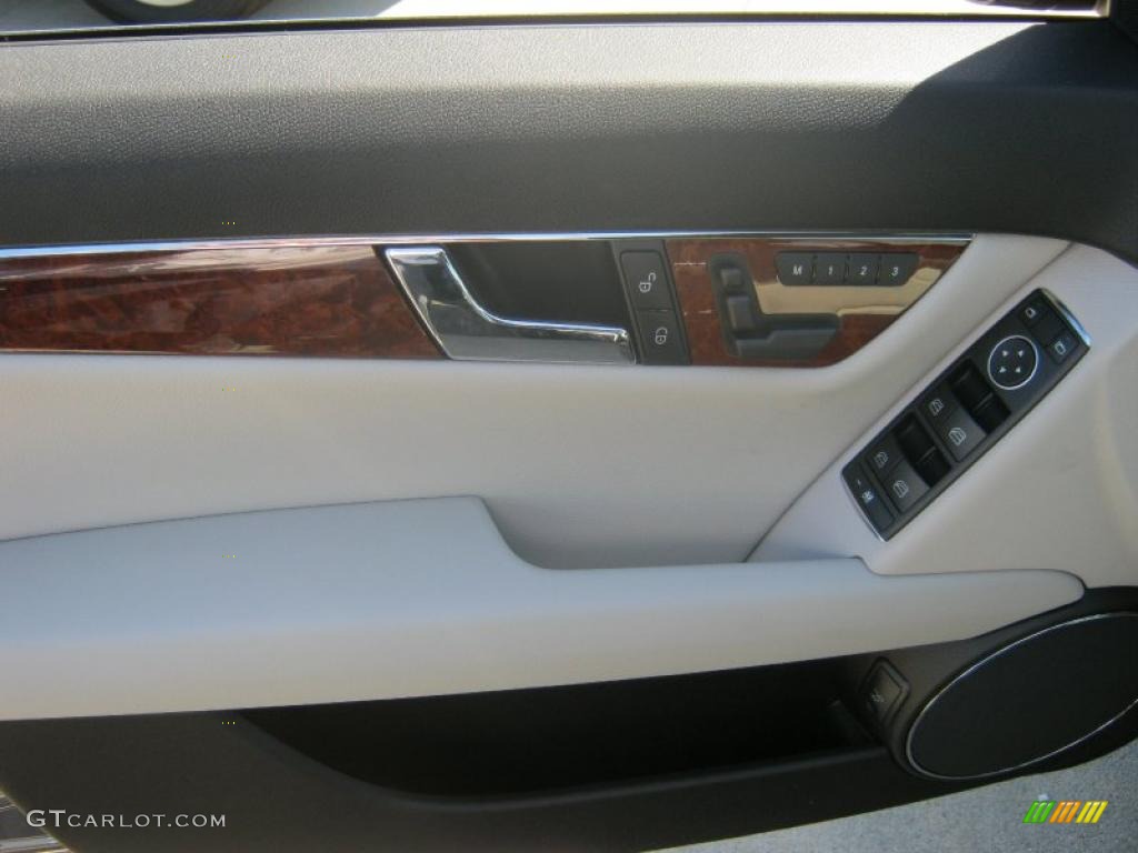 2011 Mercedes-Benz C 300 Sport Grey/Black Door Panel Photo #39343604