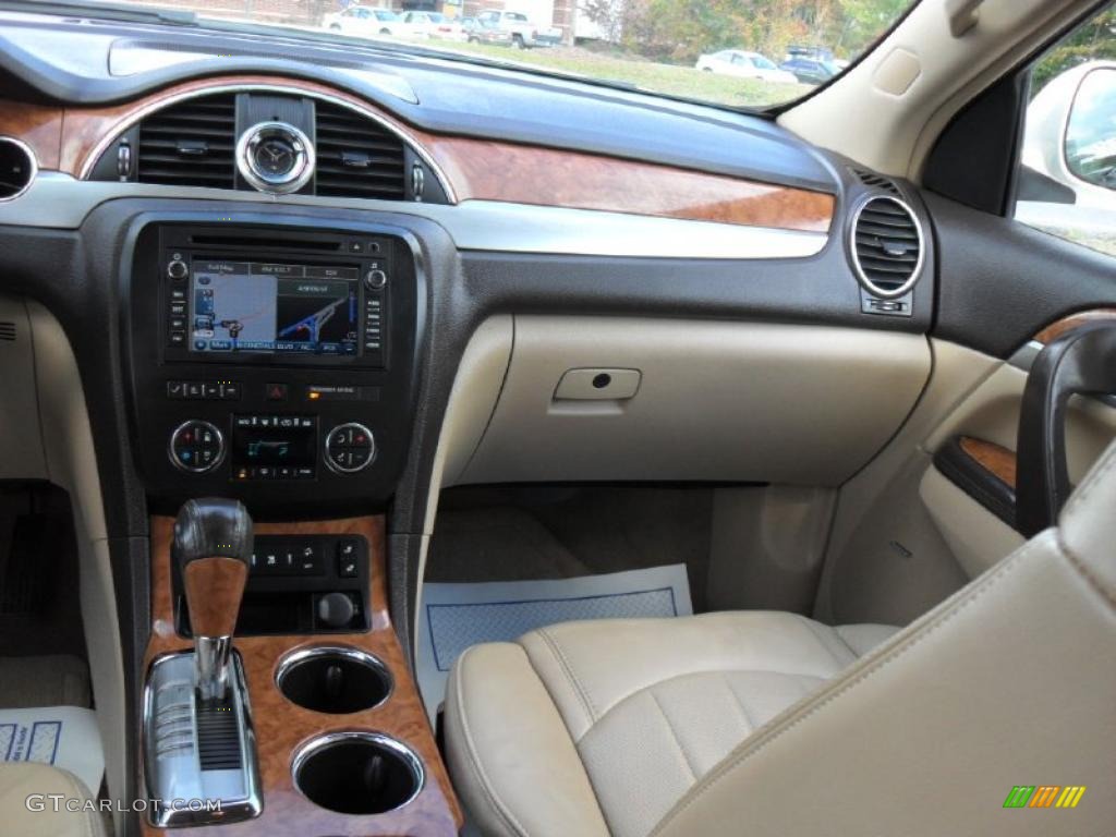 2008 Buick Enclave CXL Cashmere/Cocoa Dashboard Photo #39344712