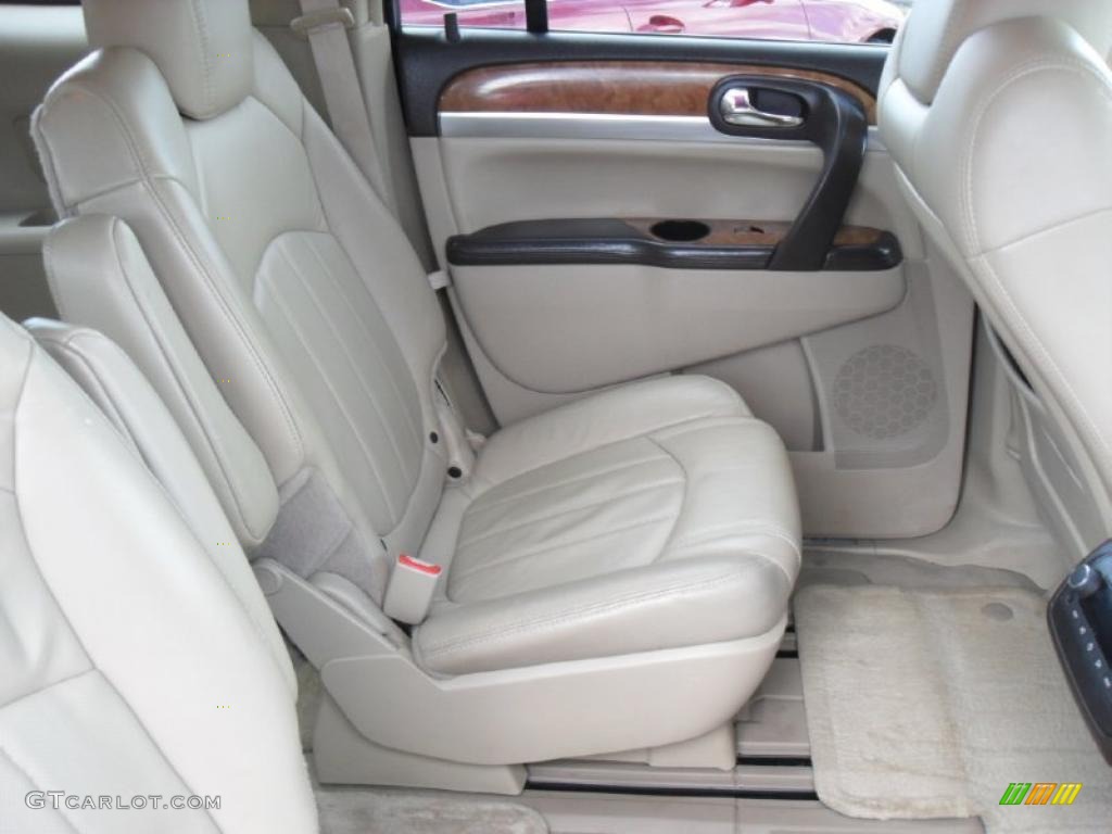 Cashmere/Cocoa Interior 2008 Buick Enclave CXL Photo #39344744