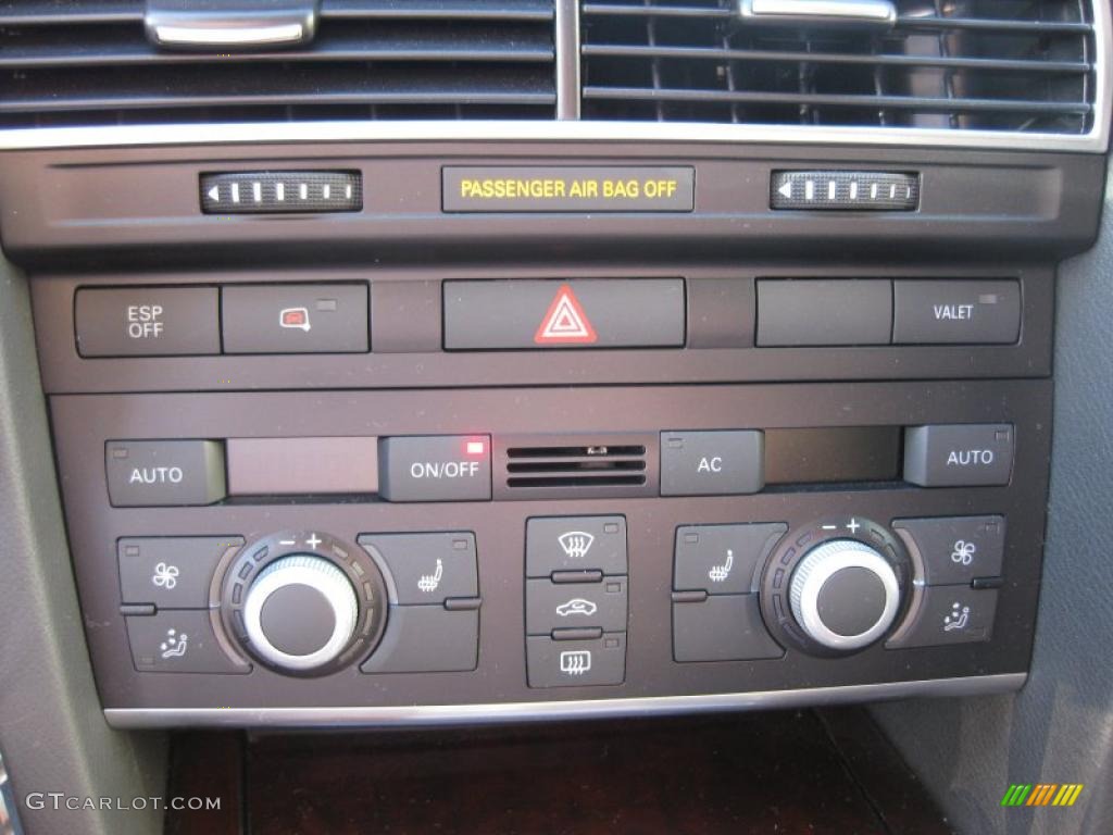 2010 Audi A6 3.0 TFSI quattro Sedan Controls Photo #39345744
