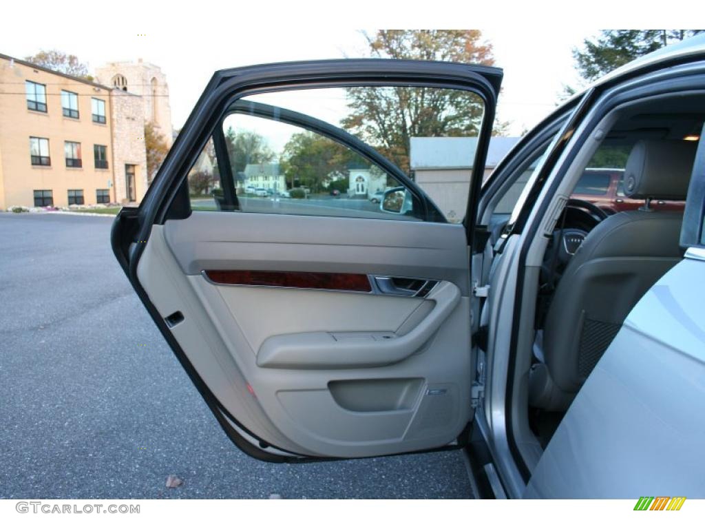 2006 Audi A6 3.2 quattro Sedan Platinum Door Panel Photo #39348956