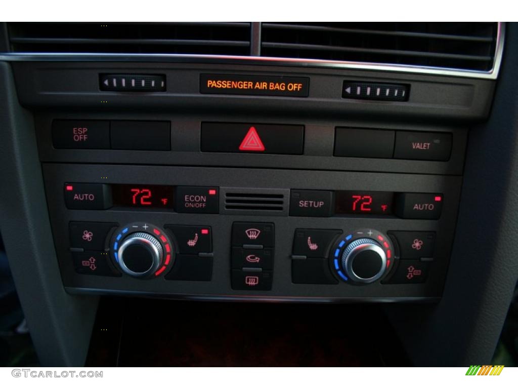 2006 Audi A6 3.2 quattro Sedan Controls Photo #39349160