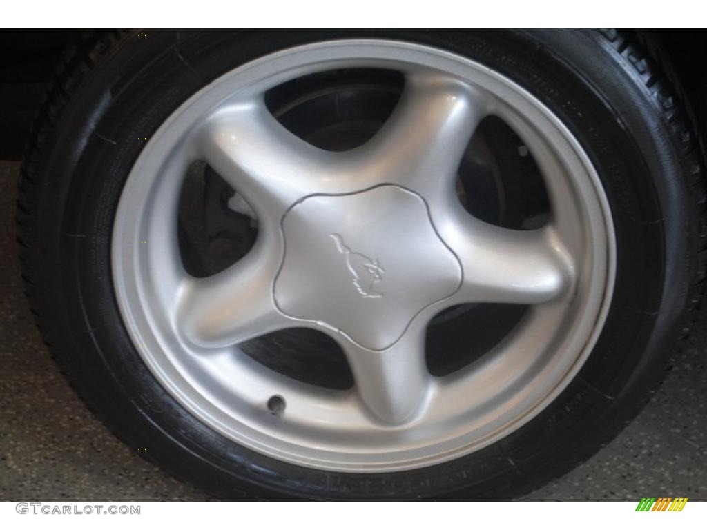 1997 Ford Mustang V6 Convertible Wheel Photos