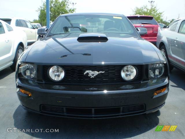 2009 Mustang GT Premium Coupe - Black / Dark Charcoal photo #4