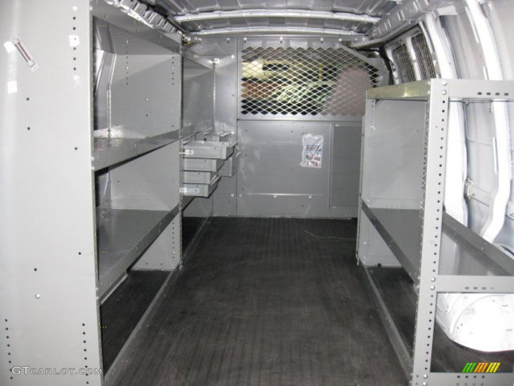 Neutral Beige Interior 2006 Chevrolet Express 1500 Commercial Utility Van Photo #39355124