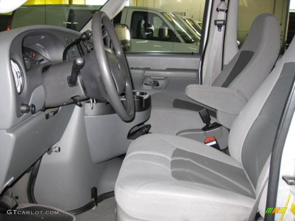 2007 E Series Van E350 Super Duty XLT Passenger - Oxford White / Medium Flint Grey photo #7