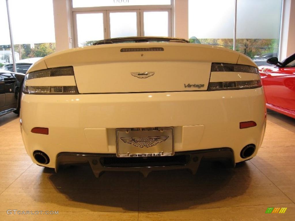 Stratus White 2011 Aston Martin V8 Vantage N420 Roadster Exterior Photo #39356068
