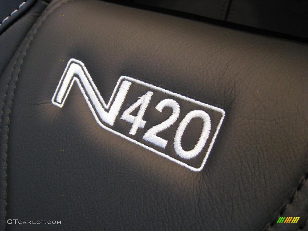 2011 Aston Martin V8 Vantage N420 Roadster Marks and Logos Photo #39356248