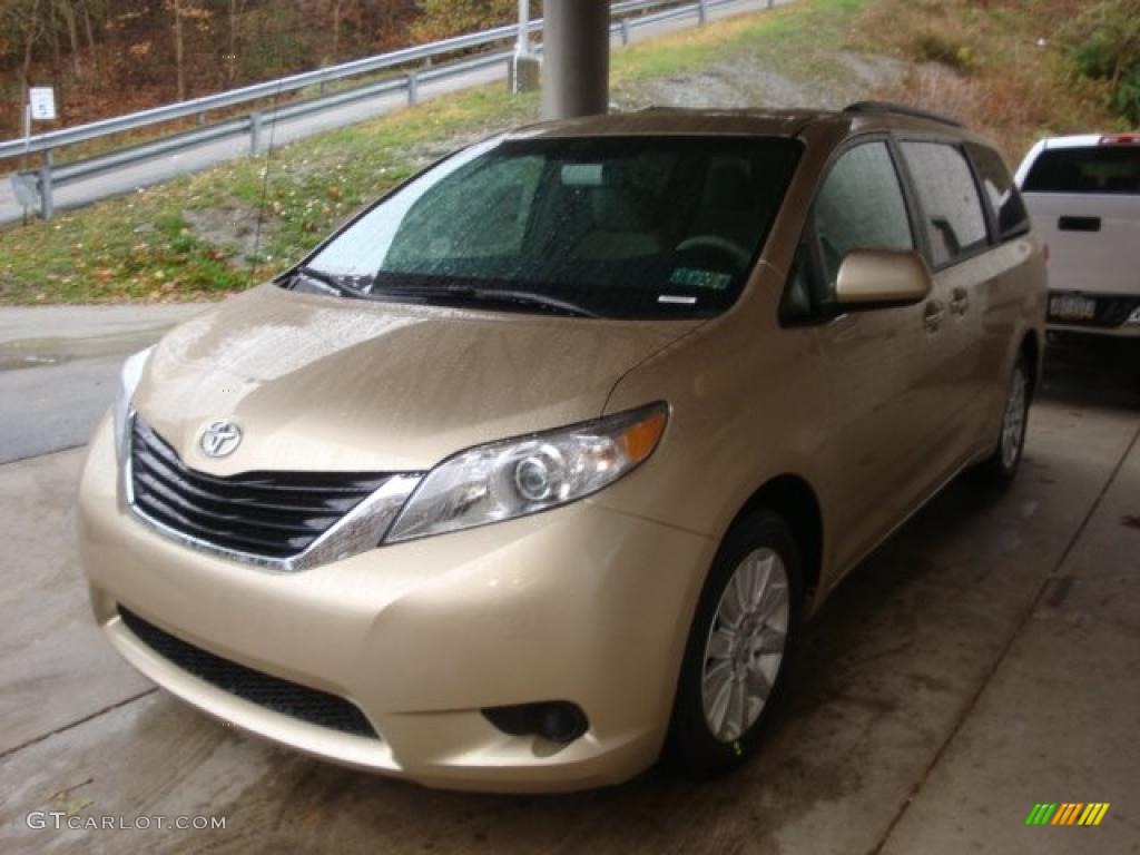 2011 Sienna LE AWD - Sandy Beach Metallic / Bisque photo #5