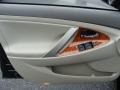 Black - Camry XLE Photo No. 6