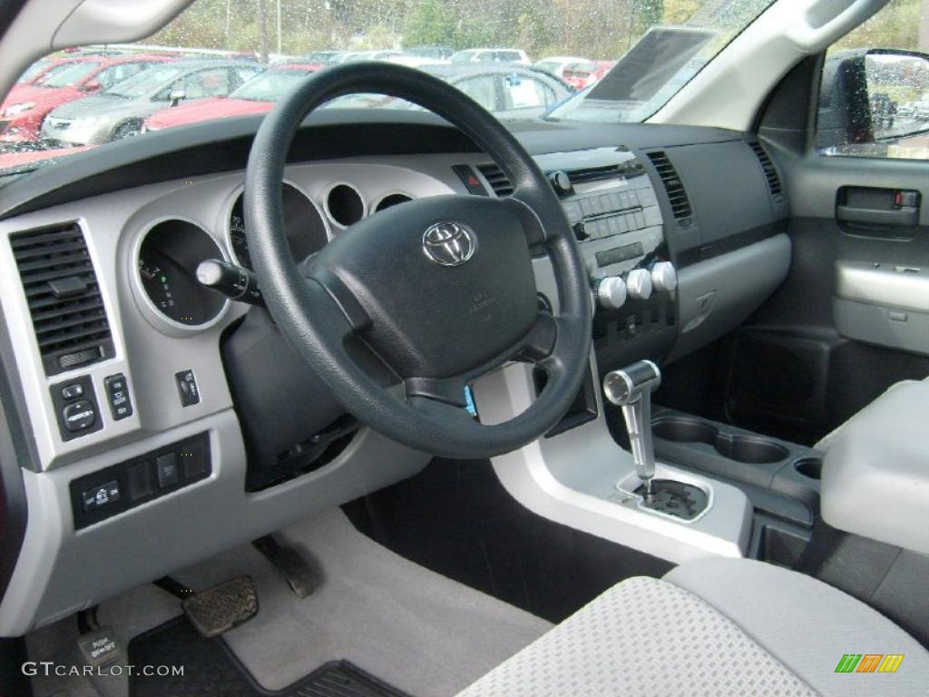 Graphite Gray Interior 2007 Toyota Tundra TRD Regular Cab 4x4 Photo #39358192