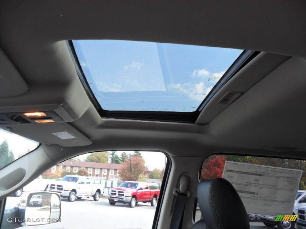 2011 Dodge Ram 3500 HD Laramie Crew Cab 4x4 Dually Sunroof Photo #39358896
