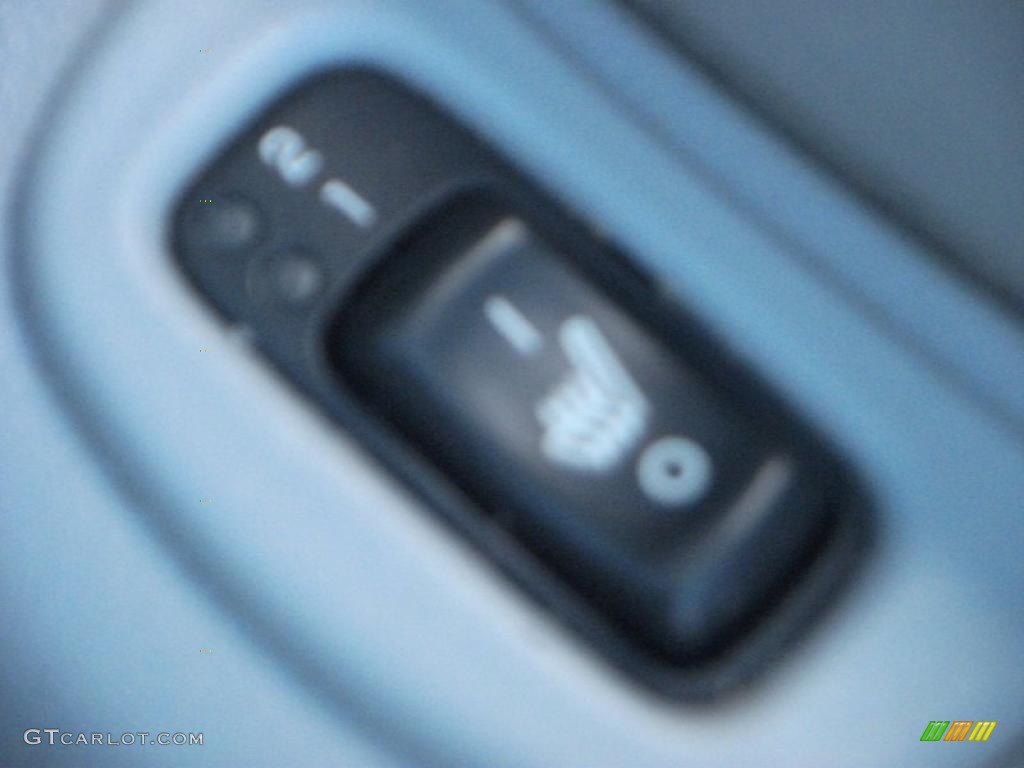 2006 Malibu Maxx LTZ Wagon - Silverstone Metallic / Titanium Gray photo #11