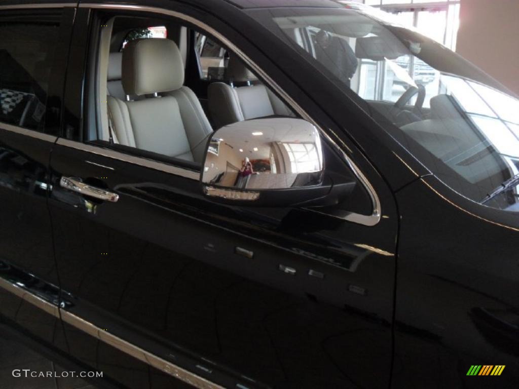 2011 Grand Cherokee Limited 4x4 - Brilliant Black Crystal Pearl / Black/Light Frost Beige photo #28