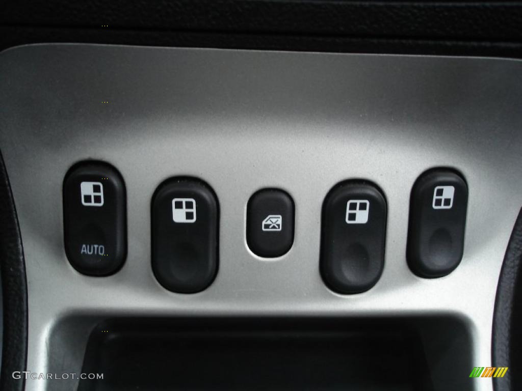 2007 Chevrolet HHR LT Controls Photo #39361844