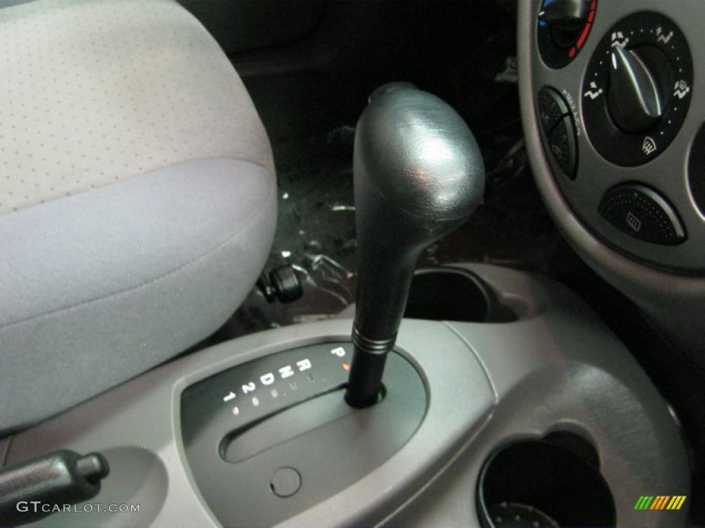 2004 Ford Focus ZTS Sedan 4 Speed Automatic Transmission Photo #39365616