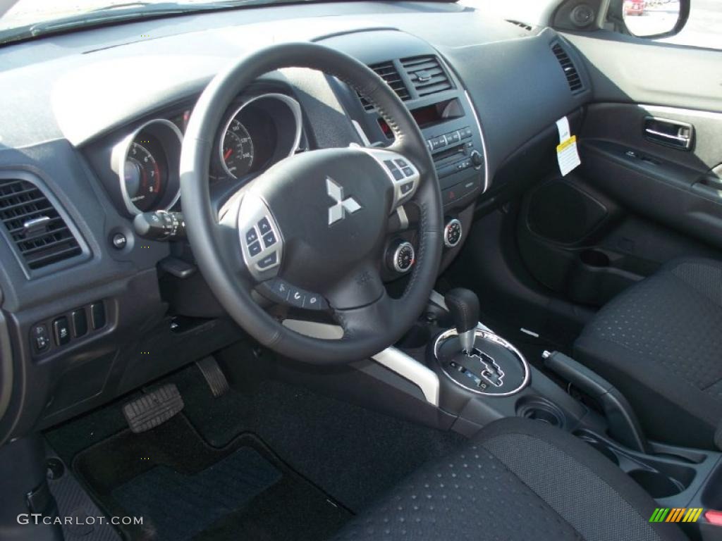 Black Interior 2011 Mitsubishi Outlander Sport Se Photo