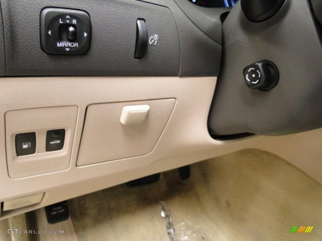 2008 Lexus ES 350 Controls Photo #39367020