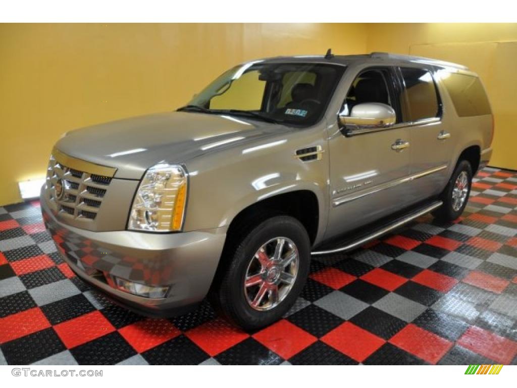 2007 Escalade ESV AWD - Radiant Bronze / Ebony/Ebony photo #2