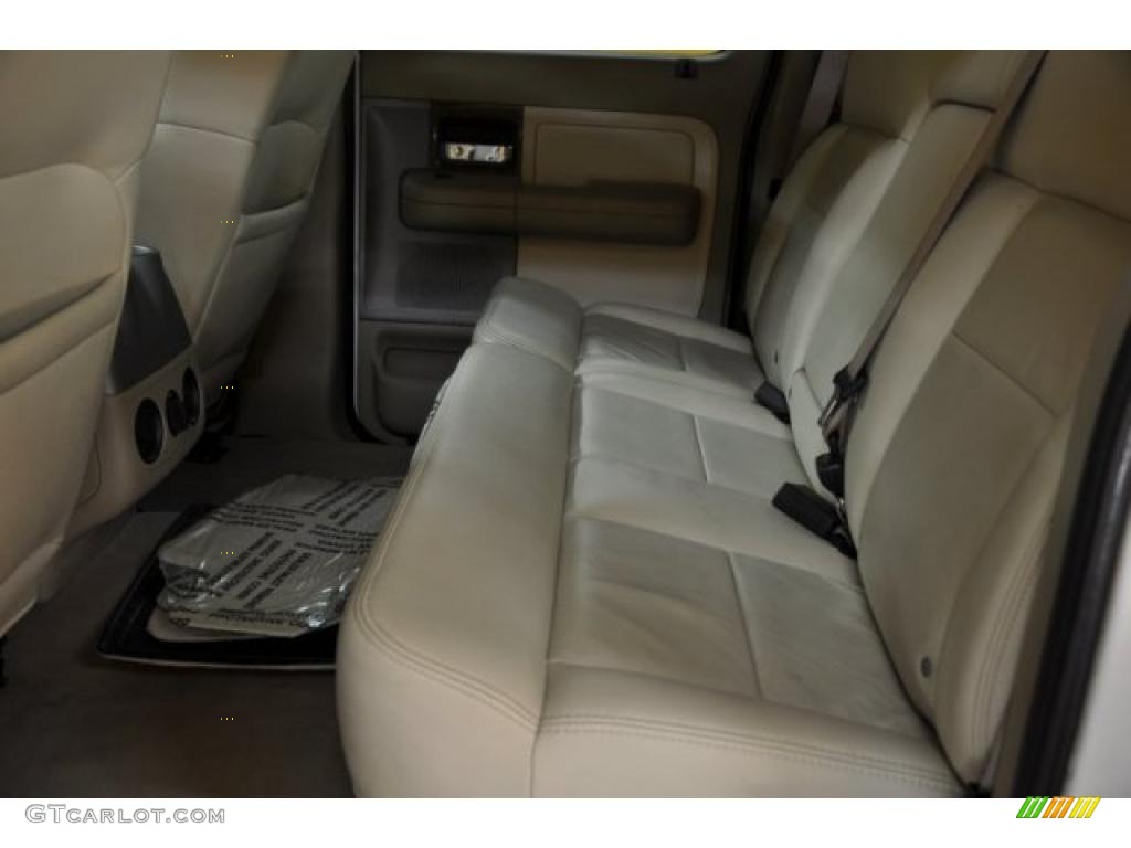 2004 F150 Lariat SuperCrew 4x4 - Oxford White / Tan photo #10