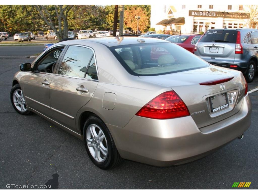2006 Accord EX-L Sedan - Desert Mist Metallic / Ivory photo #8