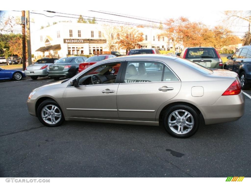 2006 Accord EX-L Sedan - Desert Mist Metallic / Ivory photo #9