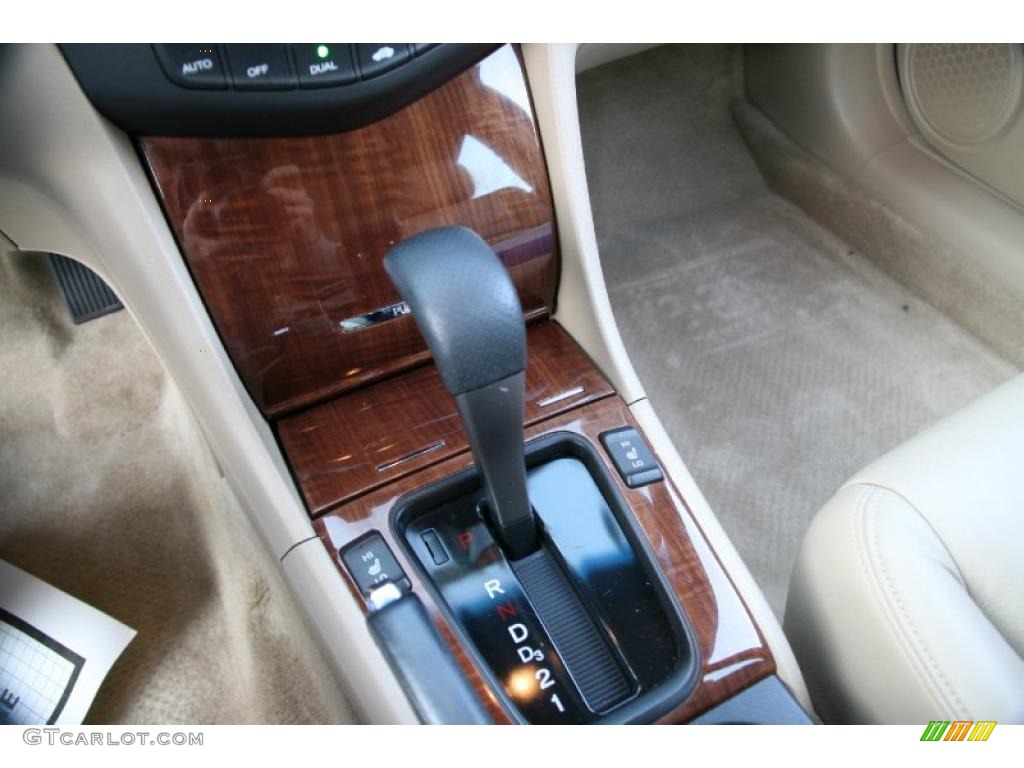 2006 Accord EX-L Sedan - Desert Mist Metallic / Ivory photo #23