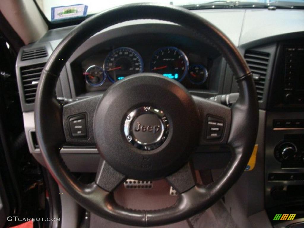2006 Jeep Grand Cherokee SRT8 Medium Slate Gray Steering Wheel Photo #39371926