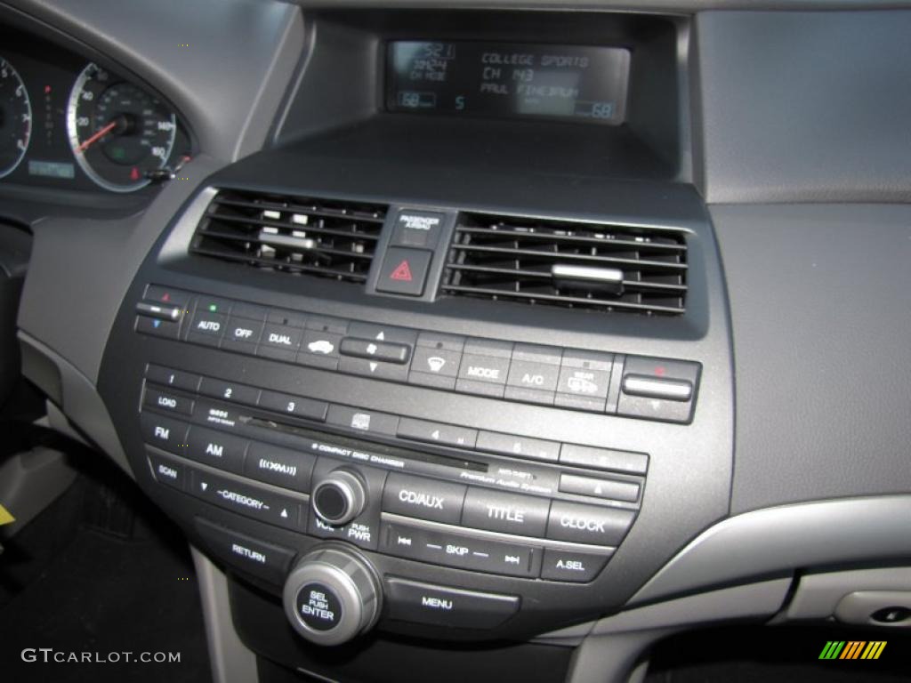 2009 Honda Accord EX-L V6 Sedan Controls Photo #39372934