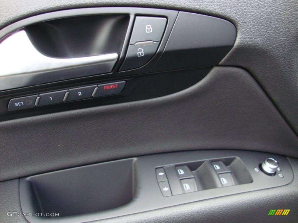 2011 Audi Q7 3.0 TFSI quattro Controls Photo #39373010