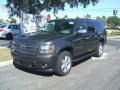 Taupe Gray Metallic - Suburban LT 4x4 Photo No. 1