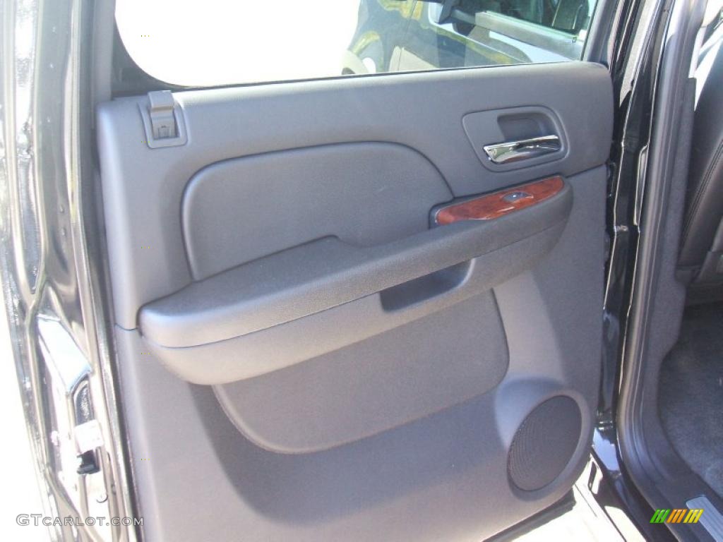 2011 Chevrolet Suburban LTZ Ebony Door Panel Photo #39373526