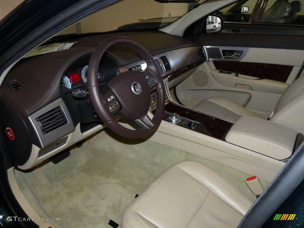 Barley Interior 2010 Jaguar XF Premium Sport Sedan Photo #39374286