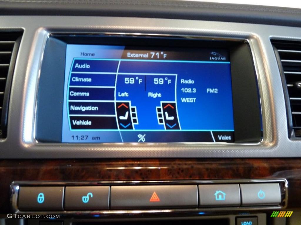 2010 Jaguar XF Premium Sport Sedan Controls Photo #39374622