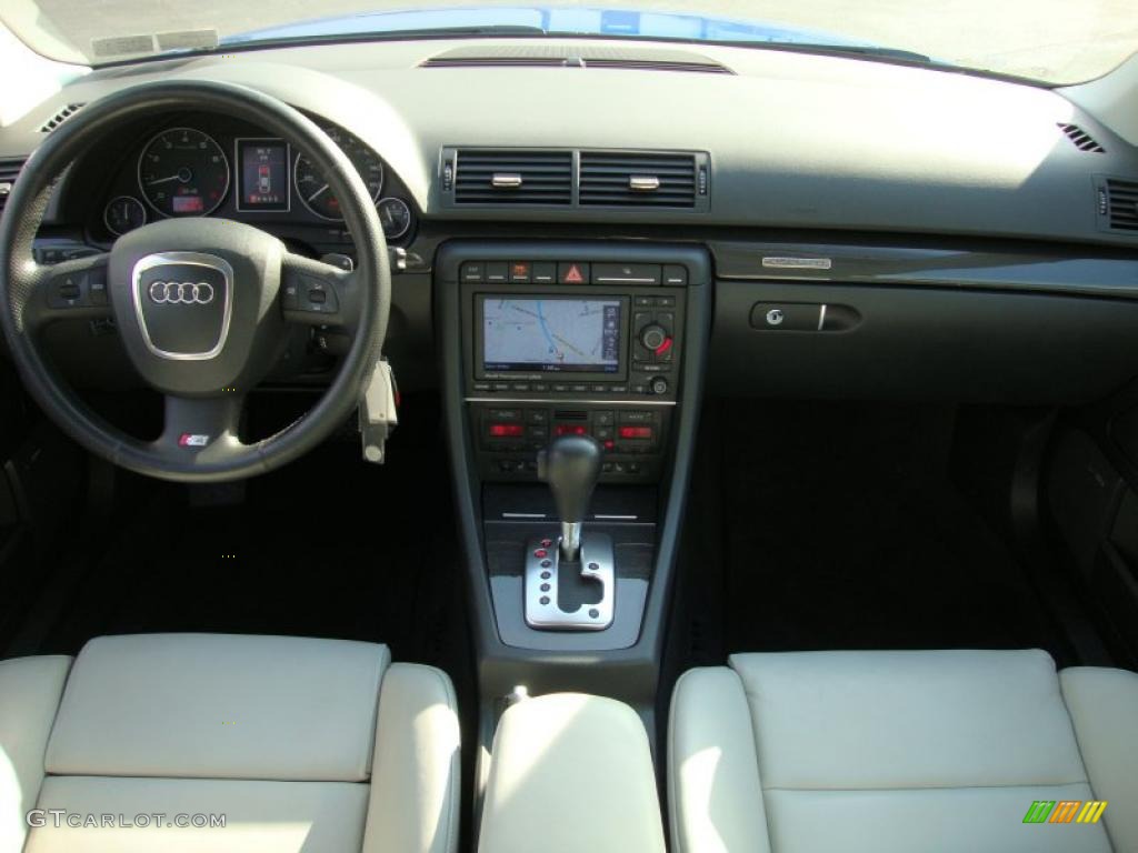 Ebony/Silver Interior 2007 Audi S4 4.2 quattro Avant Photo #39376238