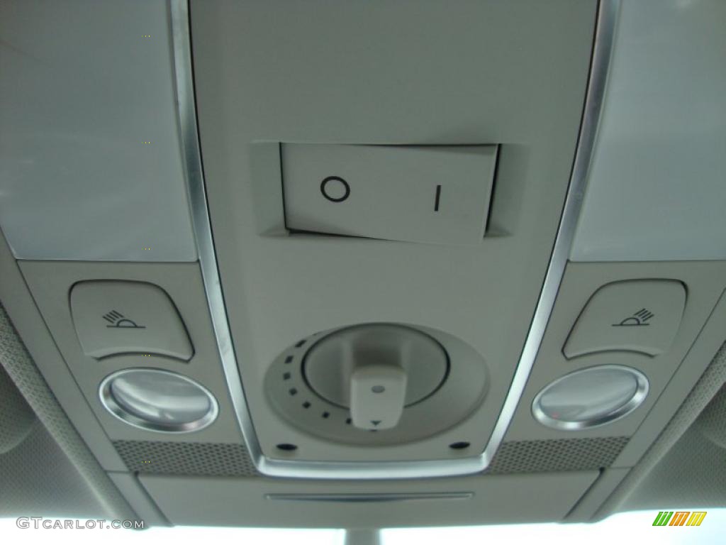 2008 Audi A6 3.2 quattro Sedan Controls Photo #39377018