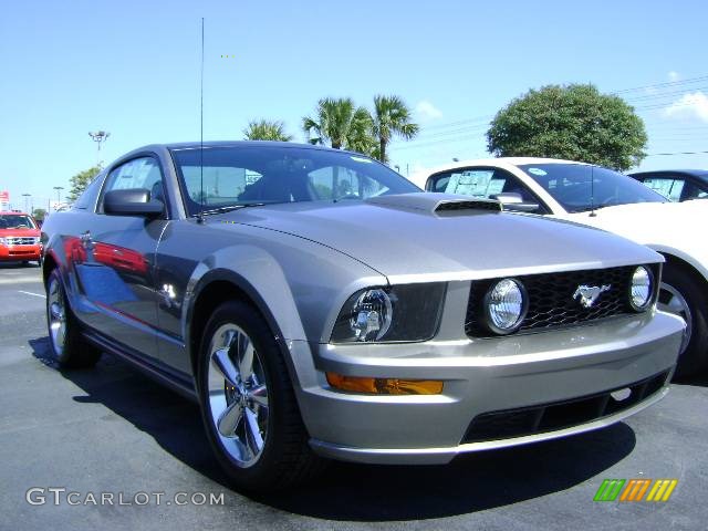 Vapor Silver Metallic 2009 Ford Mustang GT Coupe Exterior Photo #393807