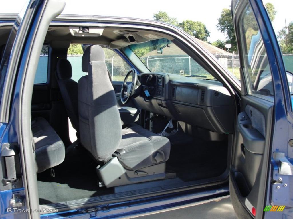 2002 Silverado 1500 LS Extended Cab - Indigo Blue Metallic / Medium Gray photo #22