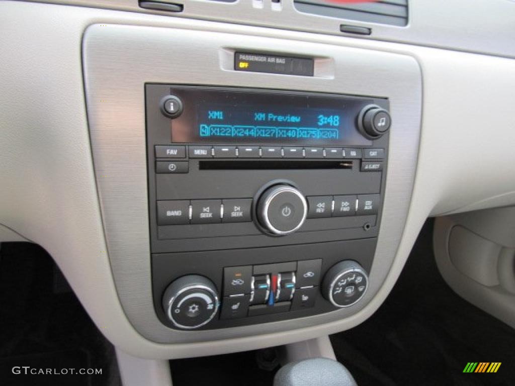 2008 Chevrolet Impala LT Controls Photo #39381533