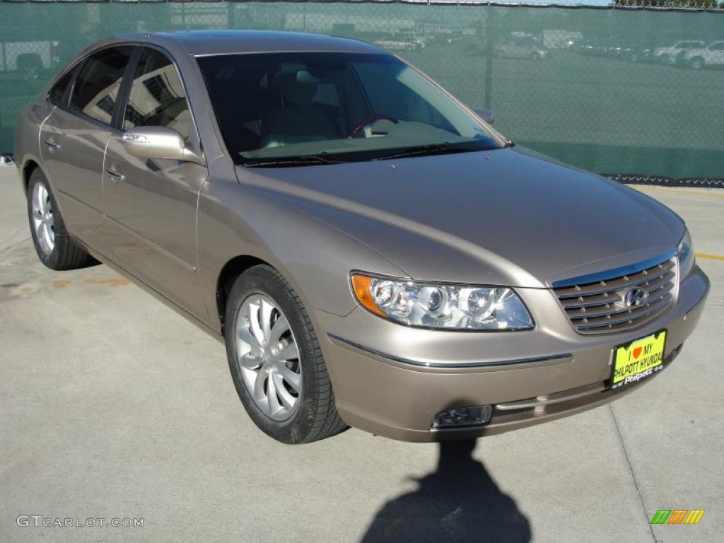 Golden Beige Hyundai Azera