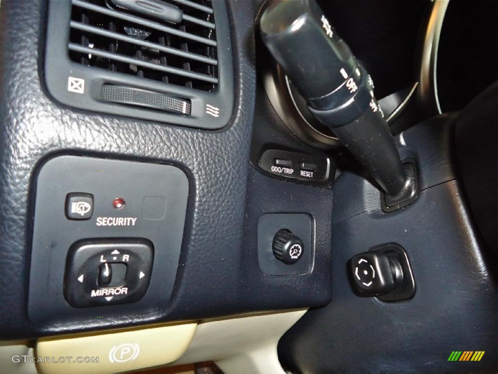 2004 Lexus SC 430 Controls Photo #39382665